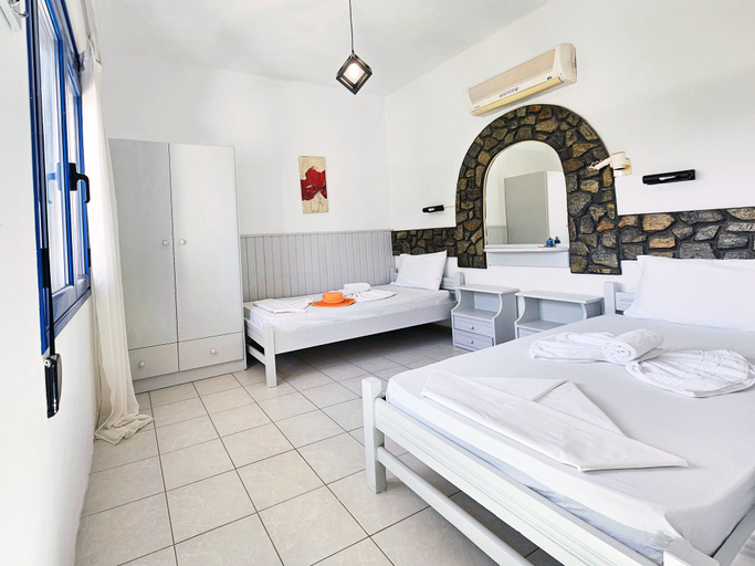 Bedroom 3, Pavlis Studios Ormos, North Aegean