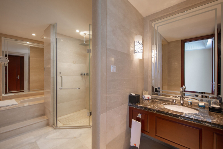 Bathroom 5, Longqi Jianguo Hotel, Suzhou