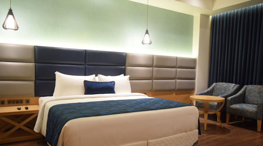 Bedroom 3, SRM Hotel Maraimalai Nagar, Kancheepuram