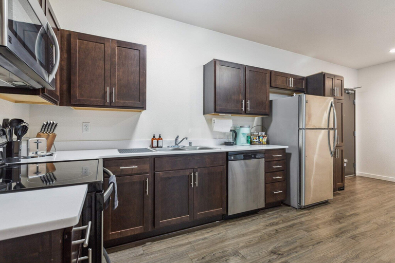 Others 4, Modern Apartment With Upgraded Amenities Near CSU, Butte