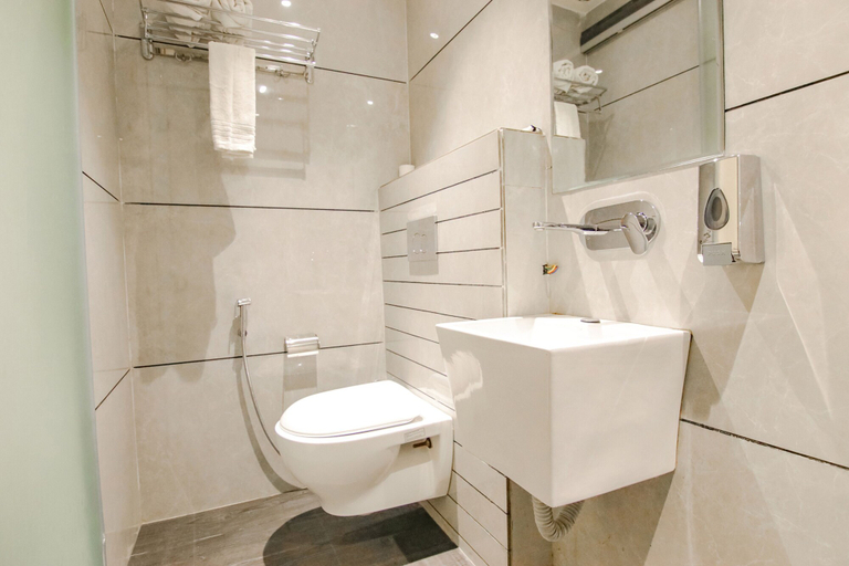 Bathroom 4, Fabhotel Sonachi Grand, Amritsar