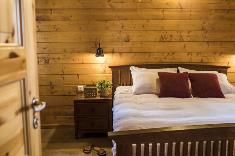 Bedroom 5, Kibbutz Ortal Tourism