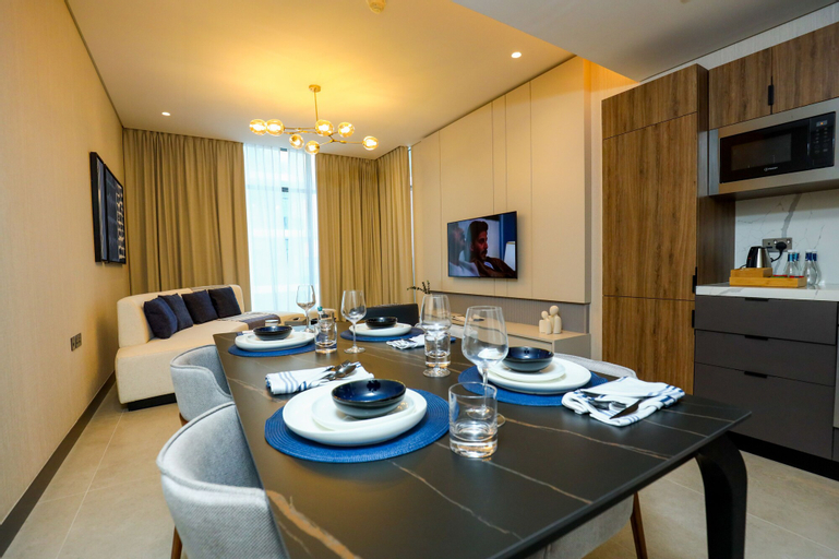 Dining Room 6