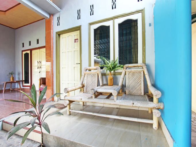 Exterior & Views 4, OYO 92960 Rumah Kos Kita, Lombok