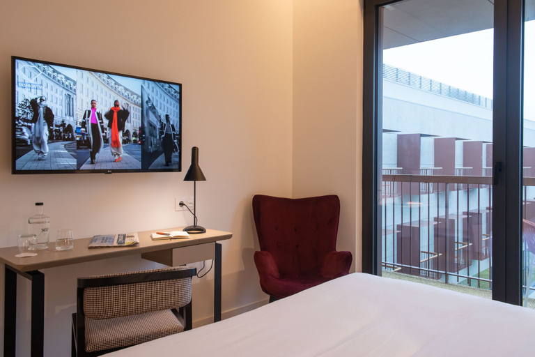Bedroom 3, SINES SEA VIEW HOTEL, Sines