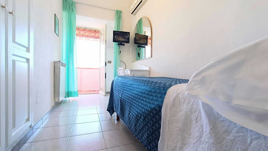 Bedroom 4, Hotel Casa Nicola, Napoli