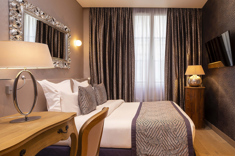 Bedroom 3, Hotel Pas De Calais, Paris
