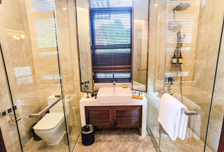 Bathroom 4, wanningnanyanwanhaiyabieshuhotel, Hainan