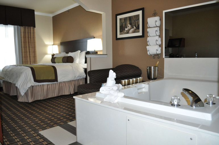 Bedroom 3, Best Western Plus Cutting Horse Inn & Suites, Parker