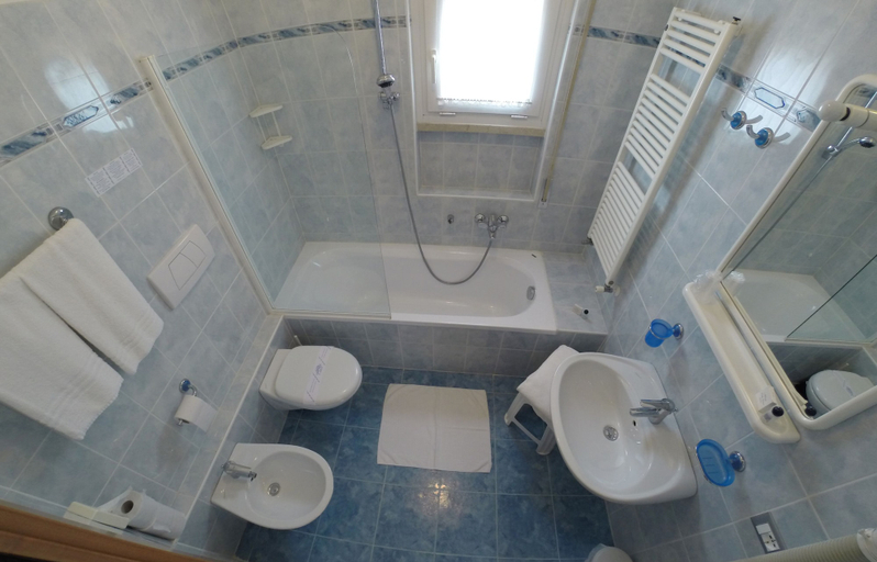 Bathroom, Villa Edera, Verona