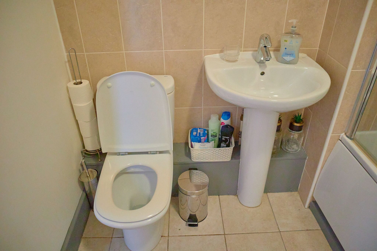 Bathroom 3, Birmingham City Centre Apartment, Birmingham