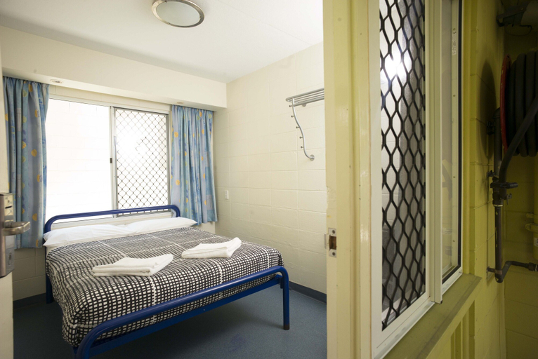 Bedroom 3, YHA Cairns Central, Cairns
