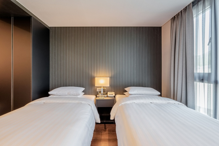 Bedroom 3, Haeundae Centum Hotel, Haeundae