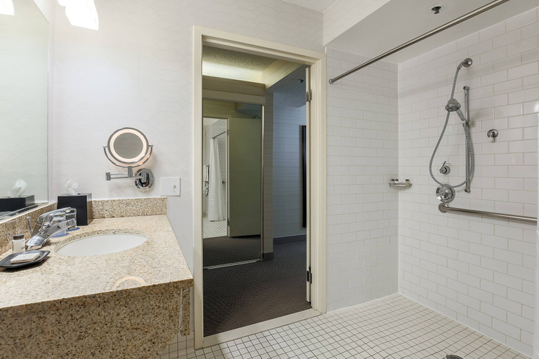 Bathroom 4, Sheraton San Jose Silicon Valley, Santa Clara