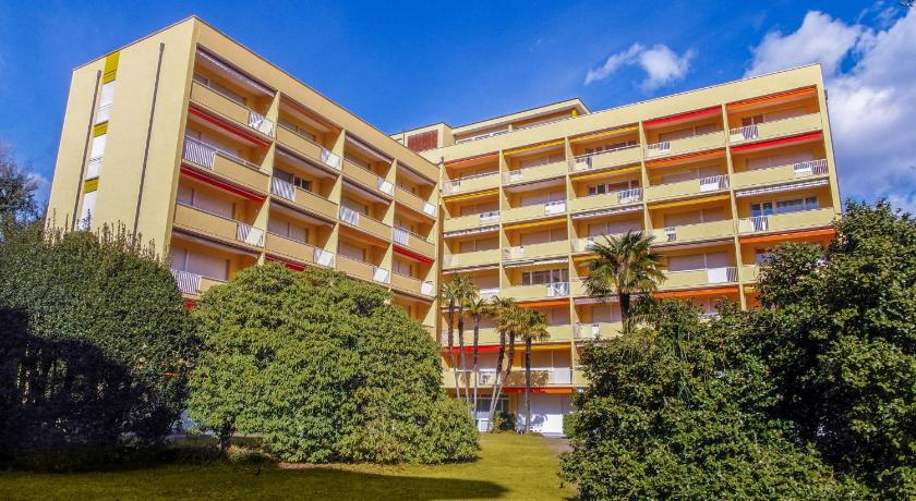 Apartment Residenza Lido-25 by Interhome, Locarno