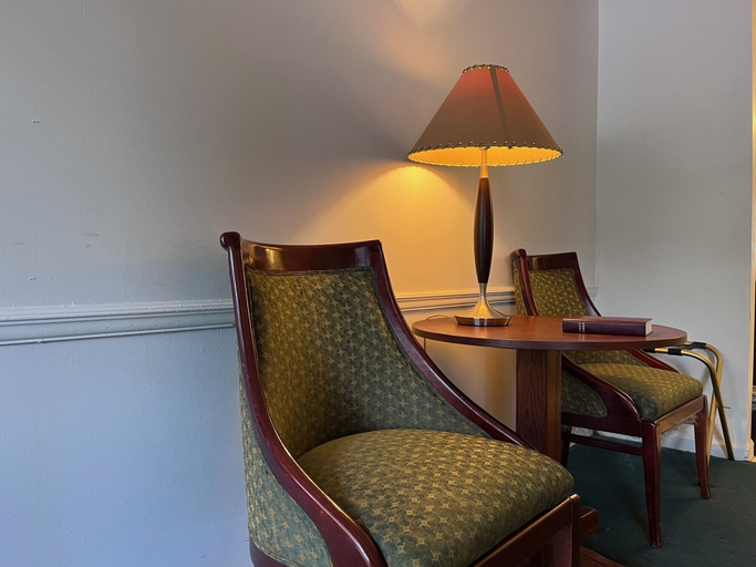 Others 5, WINDTREE INN, Clarke