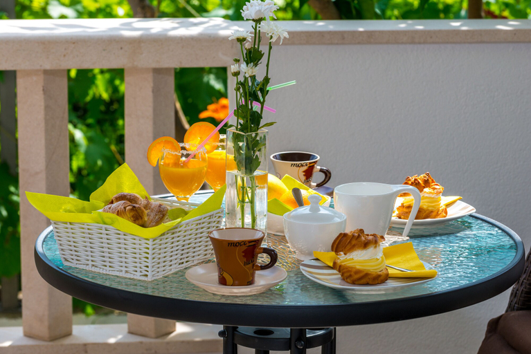 Food & Drinks 4, Guest House Kuna, Dubrovnik
