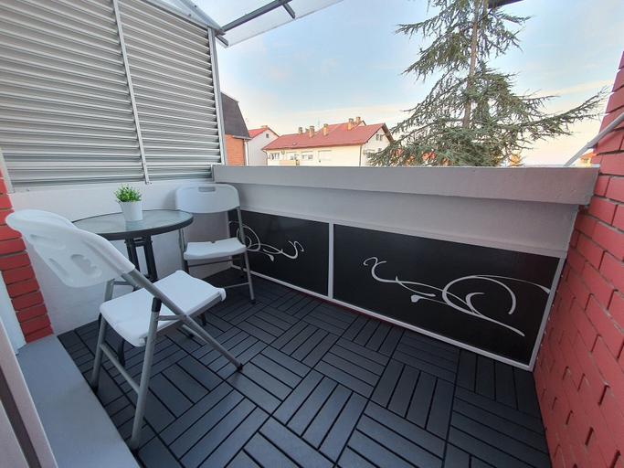 Others 5, Apartment Pallaton, Našice