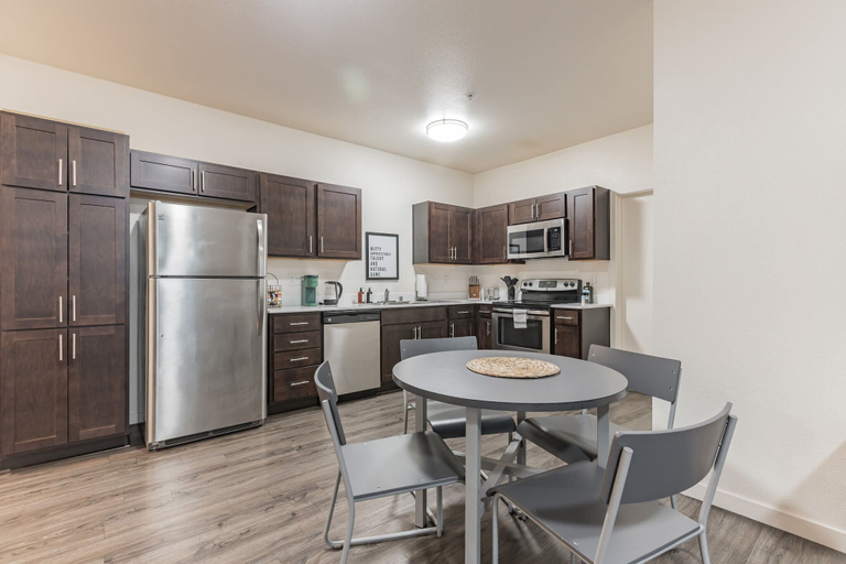 Others 5, Modern Apartment With Upgraded Amenities Near CSU, Butte