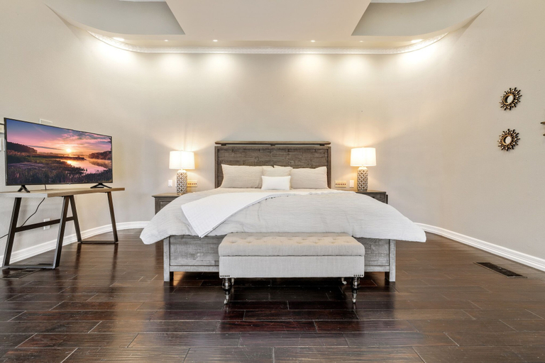 Bedroom 1, Uncommon Grounds Estate, Dallas