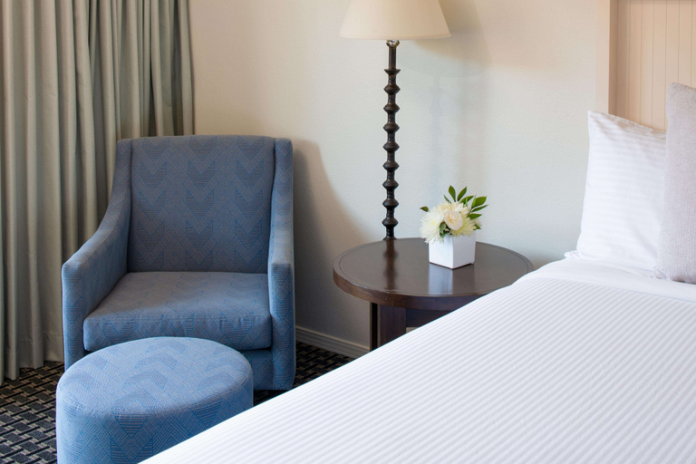 Bedroom 3, The Lodge at Tiburon, Marin
