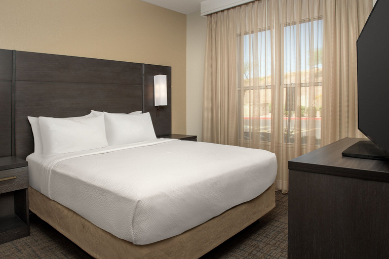 Bedroom 3, Residence Inn by Marriott Phoenix Airport, Maricopa
