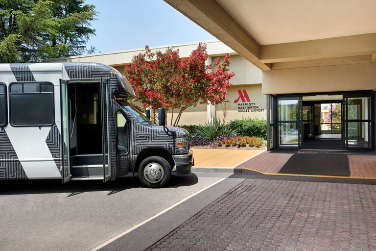 Exterior & Views 2, Washington Dulles Airport Marriott, Loudoun