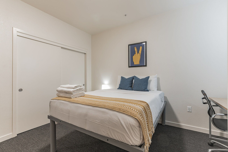 Bedroom 4, Modern Apartment With Upgraded Amenities Near CSU, Butte