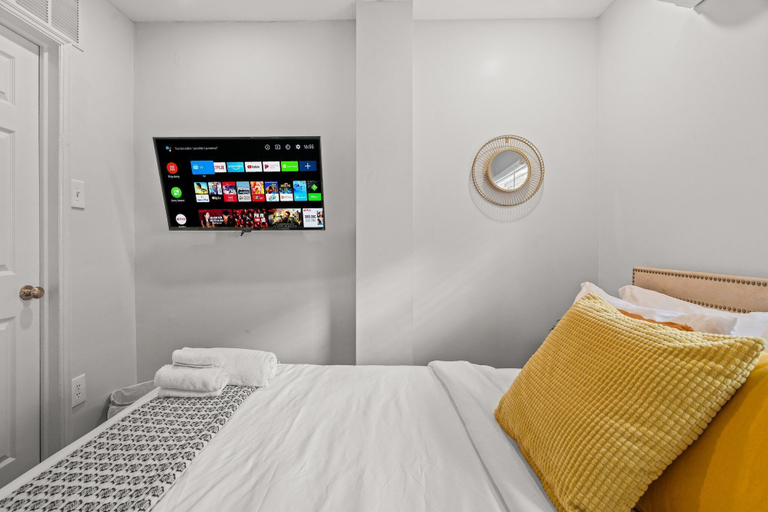 Bedroom 3, East Passyunk Trendy Apartment, Philadelphia