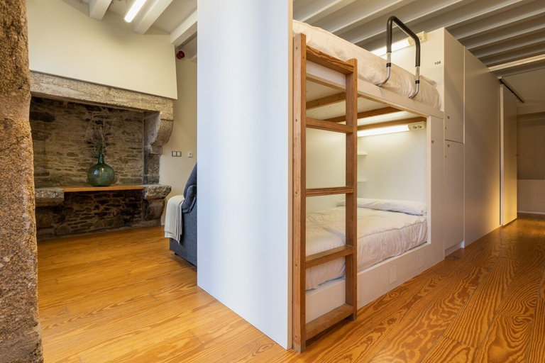 Bedroom 2, The Last Stamp - El Último Sello, A Coruña