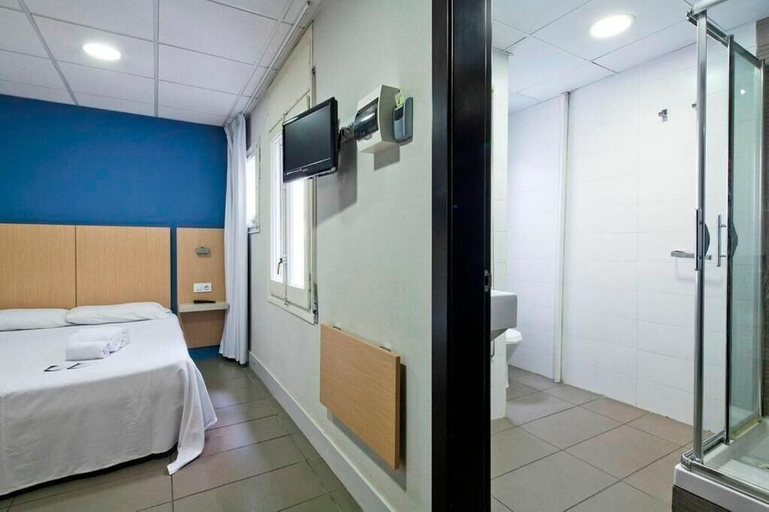 Bedroom 3, Hostal Putxet by gaiarooms, Barcelona