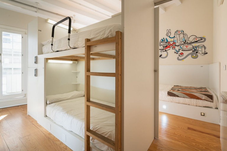 Bedroom 4, The Last Stamp - El Último Sello, A Coruña