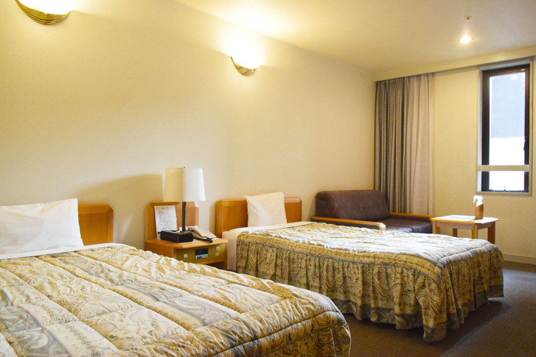 Bedroom 2, Hotel Gyokusen, Matsue