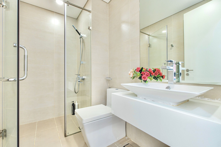 Bathroom 4, Lisa's Home - Millennium Luxury, District 4