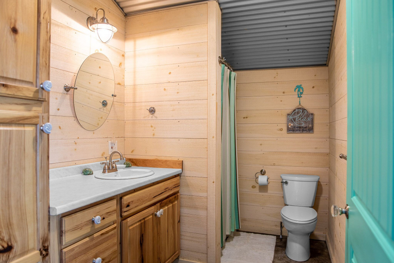 Bathroom 3, Acadia Bay Cottages, Hancock