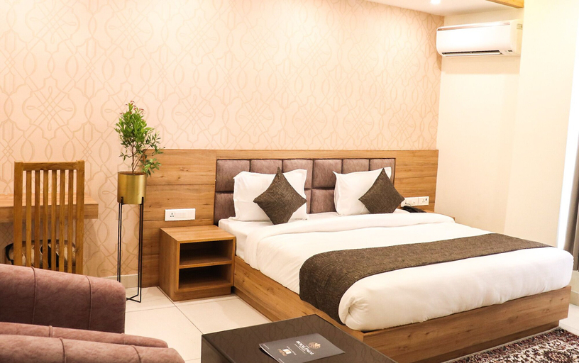 Bedroom 3, Hotel Royal Palm, Dehradun