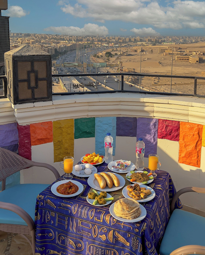 Food & Drinks 5, Atlantis pyramids Inn new, Unorganized in Al Jizah