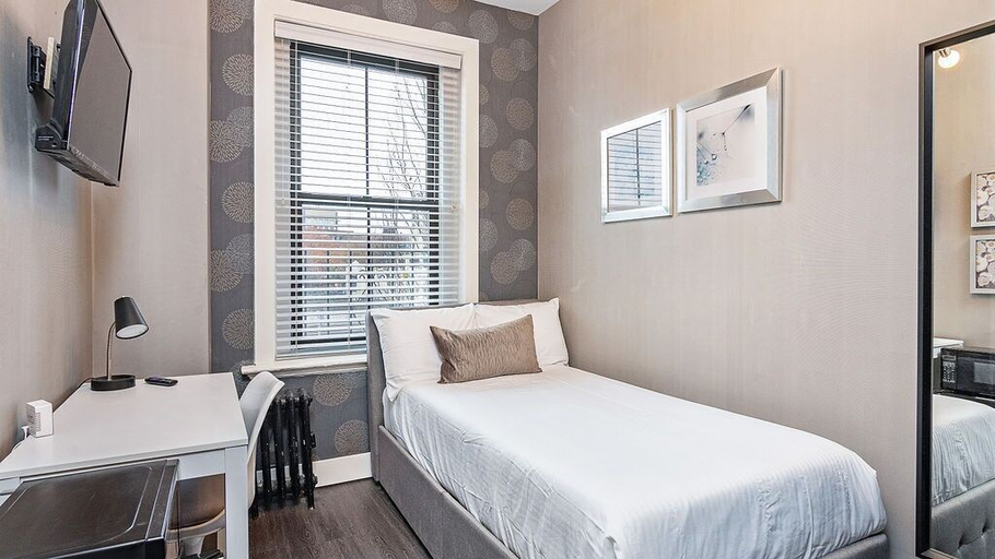 Bedroom 4, Bay Village Suites, Boston