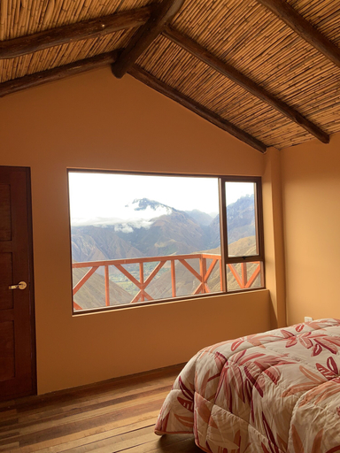 Bedroom 2, Alpaca Lodge, Urubamba