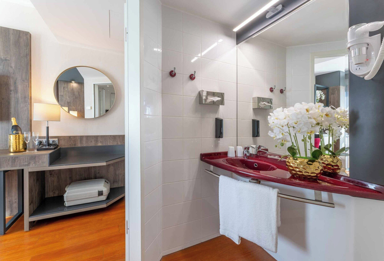Bathroom 5, PLAZA Premium Karlsruhe, Karlsruhe