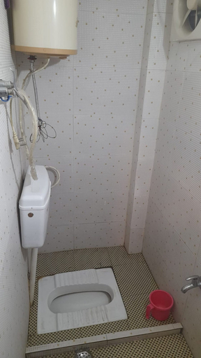 Bathroom, Goroomgo Comfort Hostel Charbagh Lucknow, Lucknow