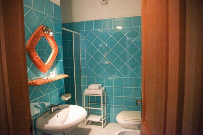 Bathroom 5, Hotel Micalosu, Olbia-Tempio