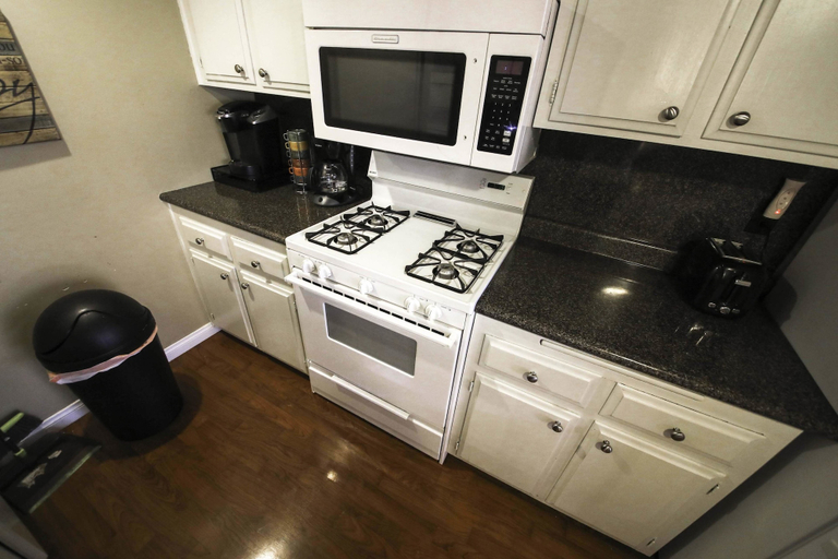 Others 5, Big Bear Townhouse, San Bernardino