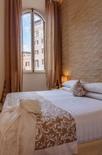 Bedroom 3, My Spanishsteps, Rome