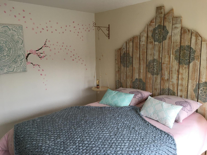 Bedroom 2, Chambre & Table d'hotes Nontron - Le clos de Rapevache, Dordogne