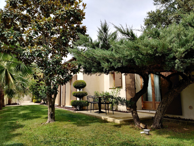 Exterior & Views 2, Maison Prestige Roberto Geissini, Var