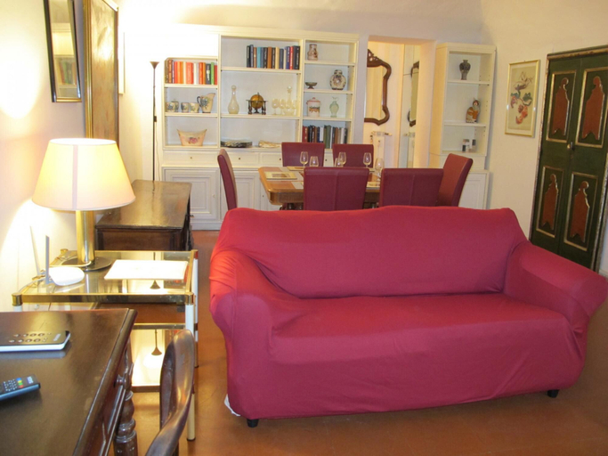 Others 3, Aurora in Pantheon Apartment, Rome
