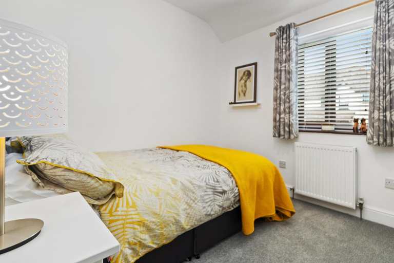 Bedroom 2, Woodfield House - Beautiful Tenby Cottage, Pembrokeshire