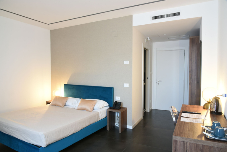 Bedroom 4, Outside Hotel, Foggia