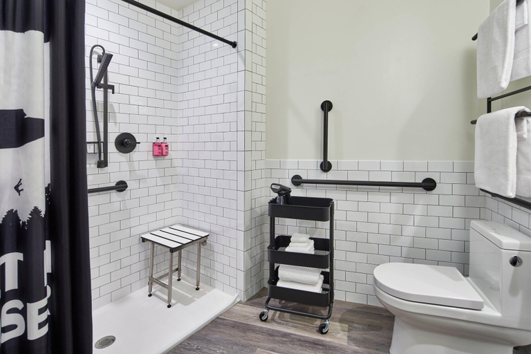 Bathroom 4, Moxy Columbus Short North, Franklin